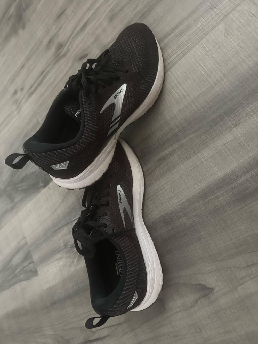 Brooks Black and White Men’s Running Sneakers